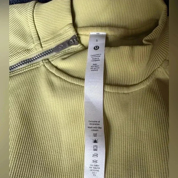 Lululemon Rubbed Luxtreme Wide-sleeve Pullover size Small - Picture 4 of 8